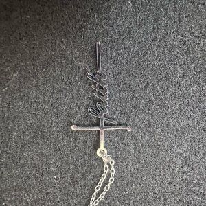 Stylish Silver Cross Necklace with Faith Inscription